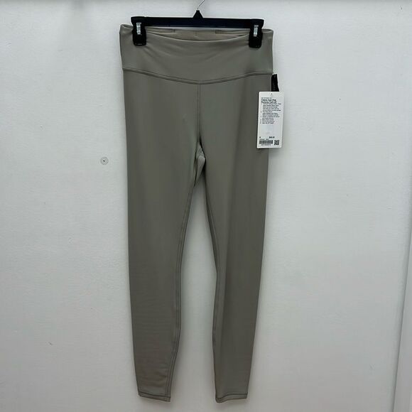 Lululemon legging - Picture 1 of 3
